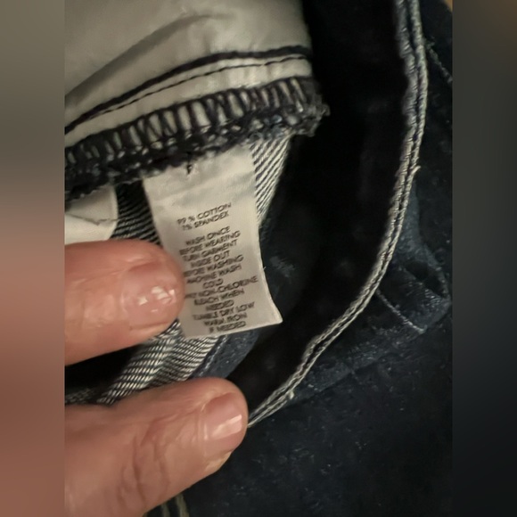 Ann Taylor LOFT Curvy Straight Leg Jeans laser itched. - Picture 15 of 15